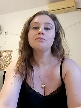 Saraporca30 online show from 12/22/25, 02:06