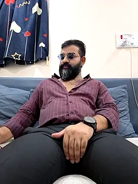 Fun Guuy online show from 04/11/26, 02:41