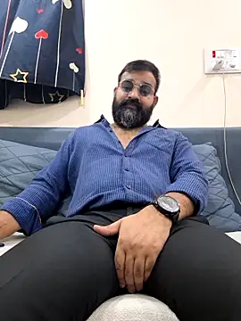 Fun Guuy online show from 04/03/26, 02:51