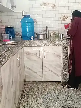 Saroj-Shah online show from 11/12/25, 06:50