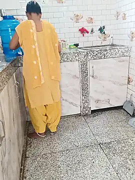 Snapshot of Saroj-Shah chatting on 03/12/26, 06:06 Saroj-Shah online show from 03/12/26, 06:06