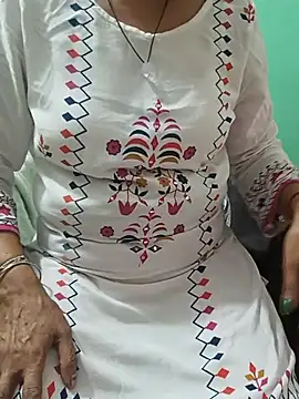 Snapshot of Saroj-Shah chatting on 07/28/26, 02:35 Saroj-Shah online show from 07/28/26, 02:35