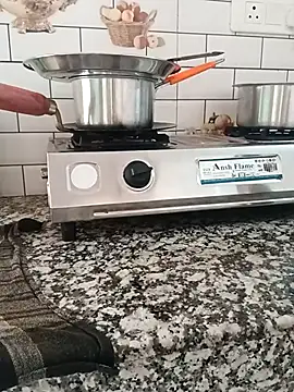 Saroj-Shah online show from 10/17/25, 05:00