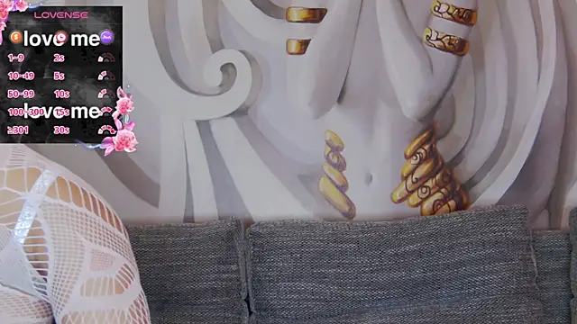 hailey peach online show from 09/14/25, 05:02