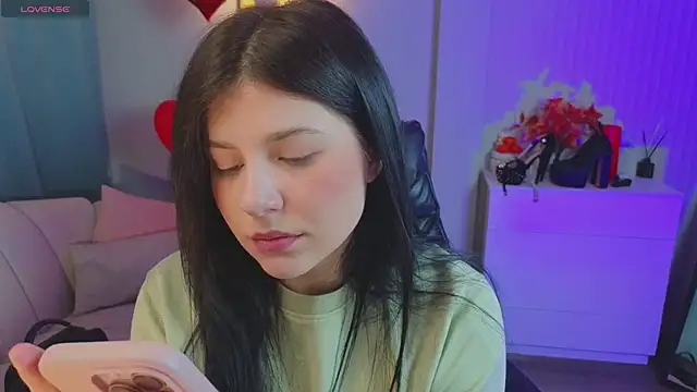 Jenna Adams  online show from 03/21/26, 12:01