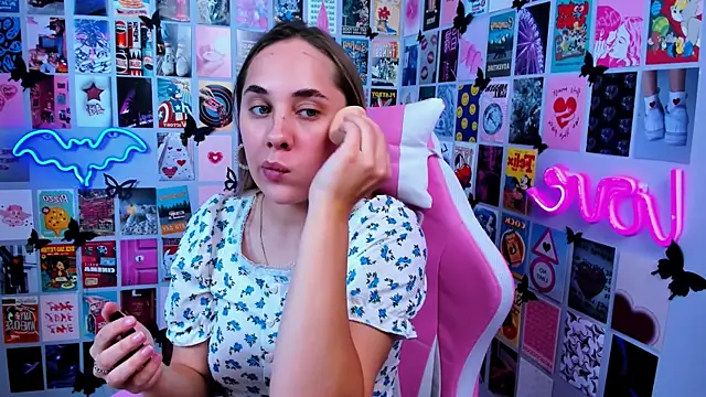 MiaMilas online show from 09/08/25, 05:23