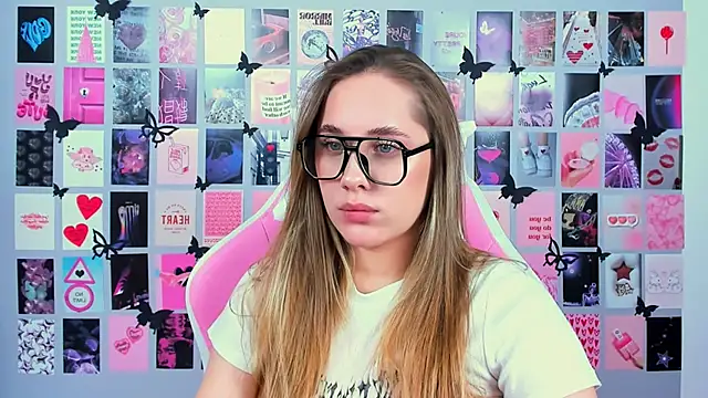 MiaMilas online show from 03/20/25, 08:09