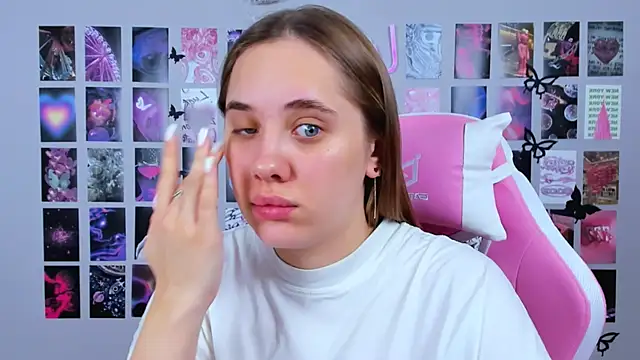 MiaMilas online show from 02/07/25, 05:10