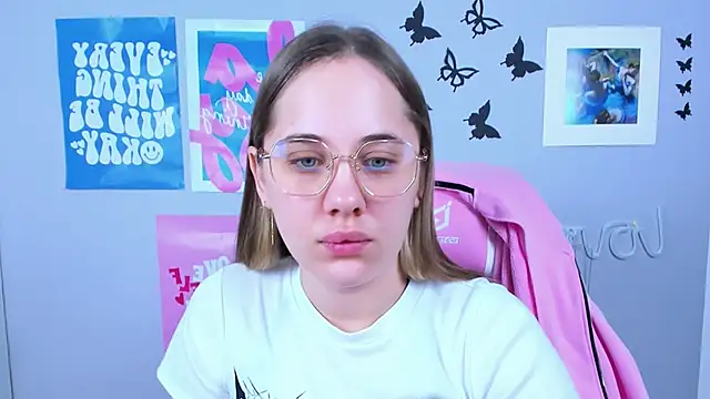 MiaMilas online show from 01/30/25, 05:09