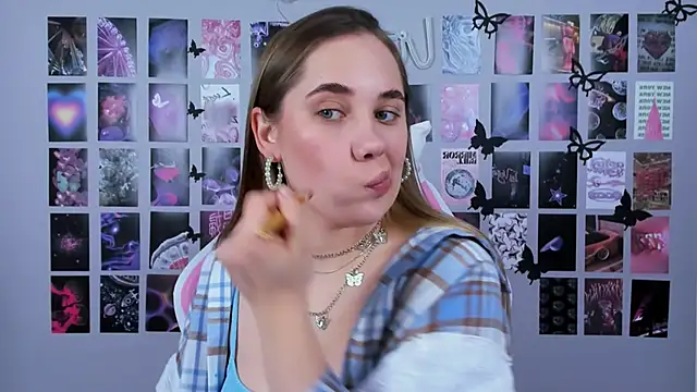 MiaMilas online show from 02/20/25, 08:17