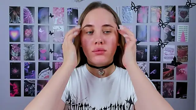 MiaMilas online show from 02/19/25, 07:50