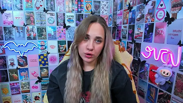 MiaMilas online show from 10/20/25, 04:29