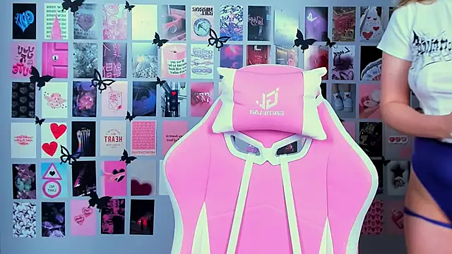 MiaMilas online show from 03/20/25, 05:02