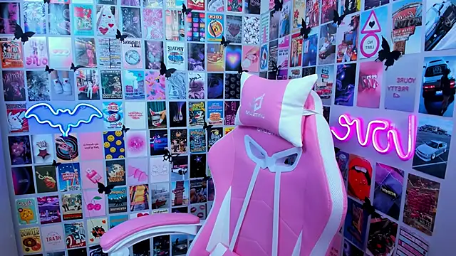 MiaMilas online show from 10/03/25, 05:58