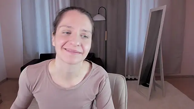 helentasty online show from 09/26/25, 03:02