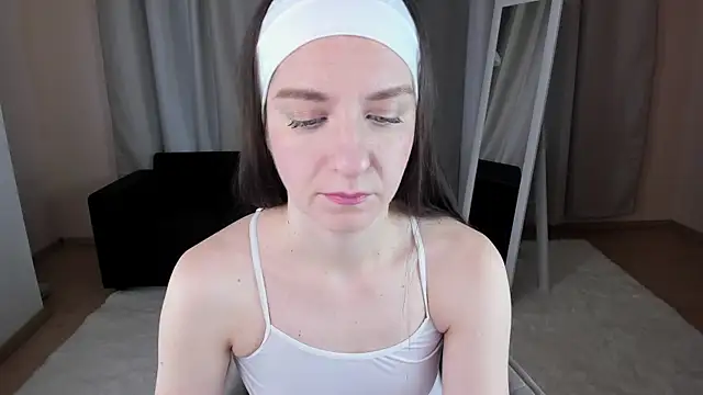 helentasty online show from 10/23/25, 02:43