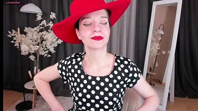 helentasty online show from 03/17/25, 02:08