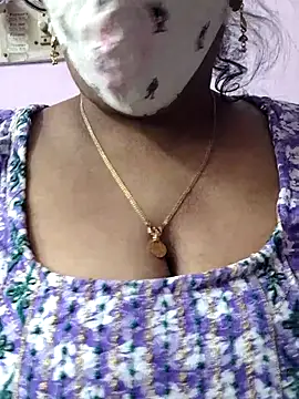 Snapshot of mallu-sumi chatting on 07/19/26, 11:40 mallu-sumi online show from 07/19/26, 11:40