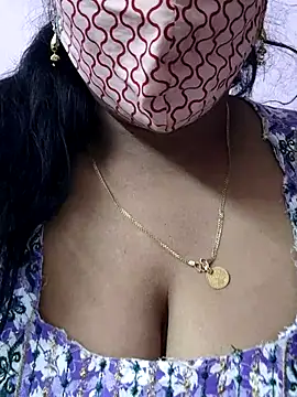 mallu-sumi online show from 05/23/26, 11:48