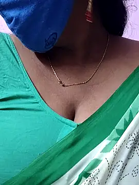 mallu-sumi online show from 01/06/26, 04:55