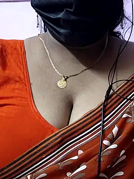 mallu-sumi online show from 02/22/26, 05:36