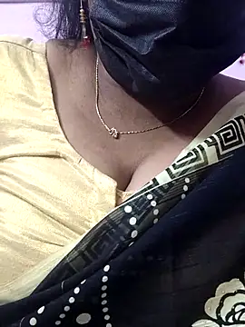 mallu-sumi online show from 01/18/26, 05:16