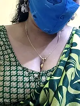 Snapshot of mallu-sumi chatting on 03/01/25, 07:26 mallu-sumi online show from 03/01/25, 07:26
