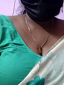 mallu-sumi online show from 03/08/26, 06:22