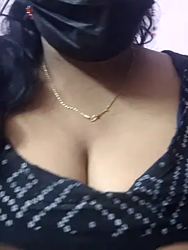 mallu-sumi online show from 01/09/26, 06:04