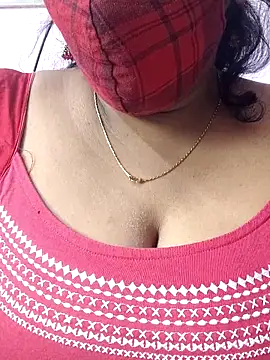 mallu-sumi online show from 02/02/26, 06:34