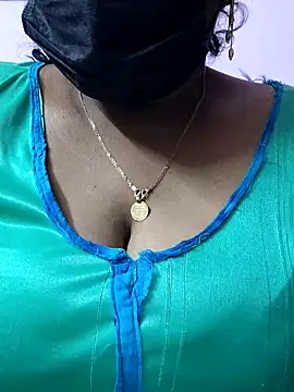 mallu-sumi online show from 04/10/26, 05:53