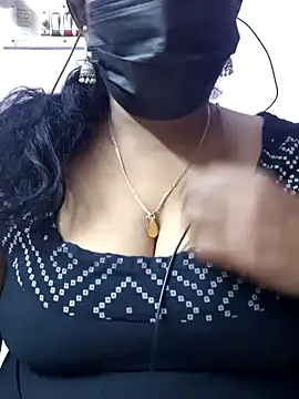 mallu-sumi online show from 02/08/26, 06:49