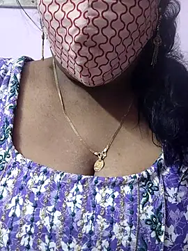 Snapshot of mallu-sumi chatting on 06/29/26, 07:13 mallu-sumi online show from 06/29/26, 07:13