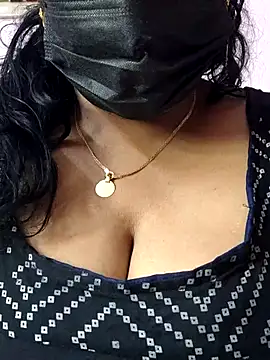 mallu-sumi online show from 02/20/26, 05:15