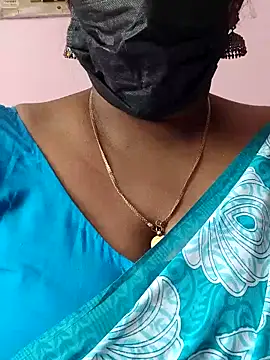 mallu-sumi online show from 04/27/26, 06:44