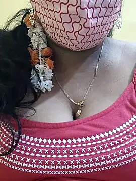 Snapshot of mallu-sumi chatting on 03/02/25, 10:13 mallu-sumi online show from 03/02/25, 10:13