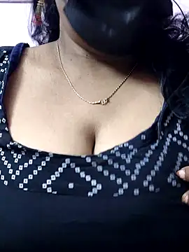 Snapshot of mallu-sumi chatting on 11/09/25, 07:18 mallu-sumi online show from 11/09/25, 07:18