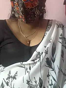 Snapshot of mallu-sumi chatting on 11/01/25, 07:46 mallu-sumi online show from 11/01/25, 07:46