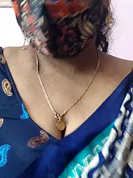 Snapshot of mallu-sumi chatting on 07/11/26, 03:40 mallu-sumi online show from 07/11/26, 03:40