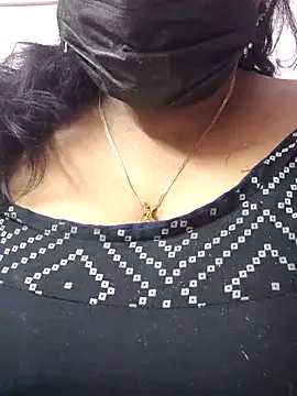 mallu-sumi online show from 02/28/26, 05:45