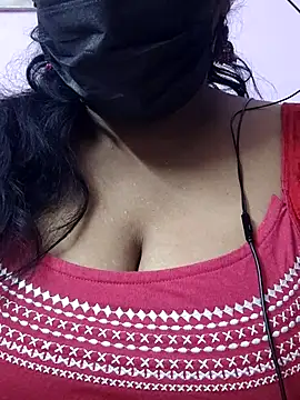 mallu-sumi online show from 12/19/25, 05:15