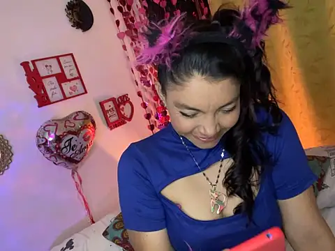 Snapshot of amii777 chatting on 10/16/25, 06:32 amii777 online show from 10/16/25, 06:32