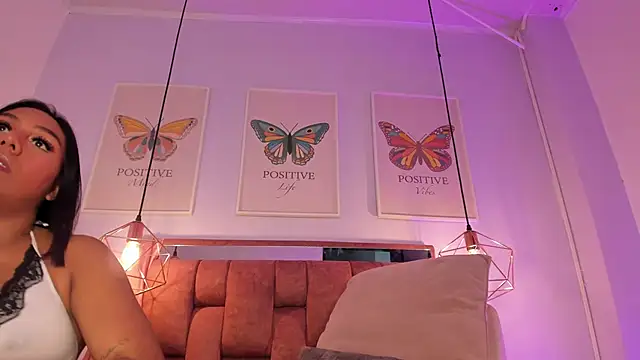 kristakinnky online show from 04/09/26, 12:00