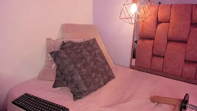 kristakinnky online show from 02/21/26, 11:45