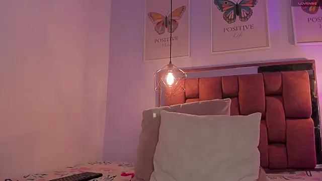 kristakinnky online show from 09/20/25, 01:27