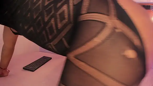 kristakinnky online show from 03/02/26, 12:01