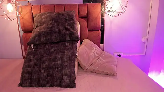 kristakinnky online show from 02/24/26, 11:44