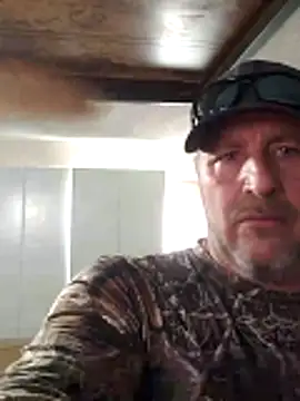 girthbrooks1269 online show from 12/18/25, 09:07