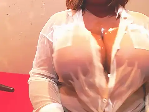 NaughtyNicoleXX2 online show from 10/31/25, 07:05