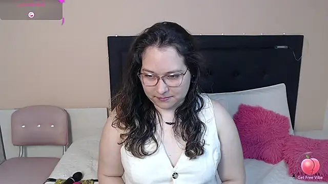 May Carlier online show from 03/16/25, 04:09